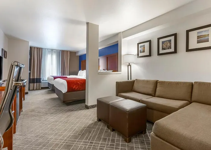 Comfort Suites Redding - Shasta Lake