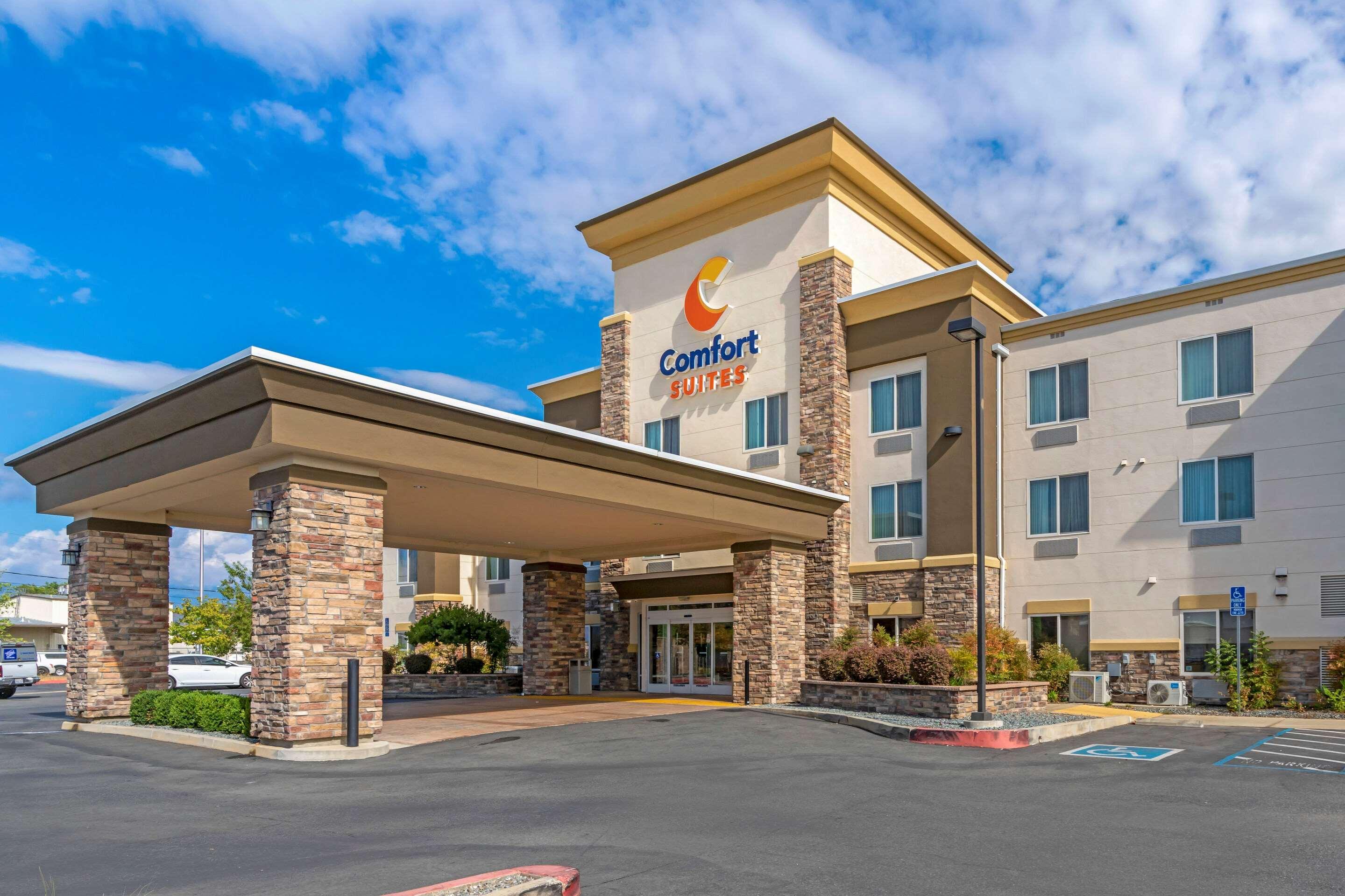 Hotel Comfort - Shasta Redding